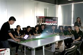 強化服務意識，提升商務能力33